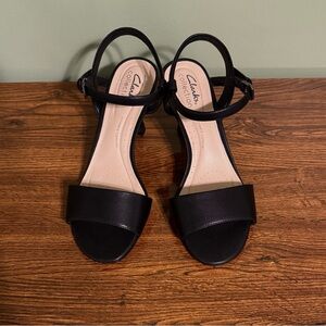Clarks Women's Black Leather Sandals